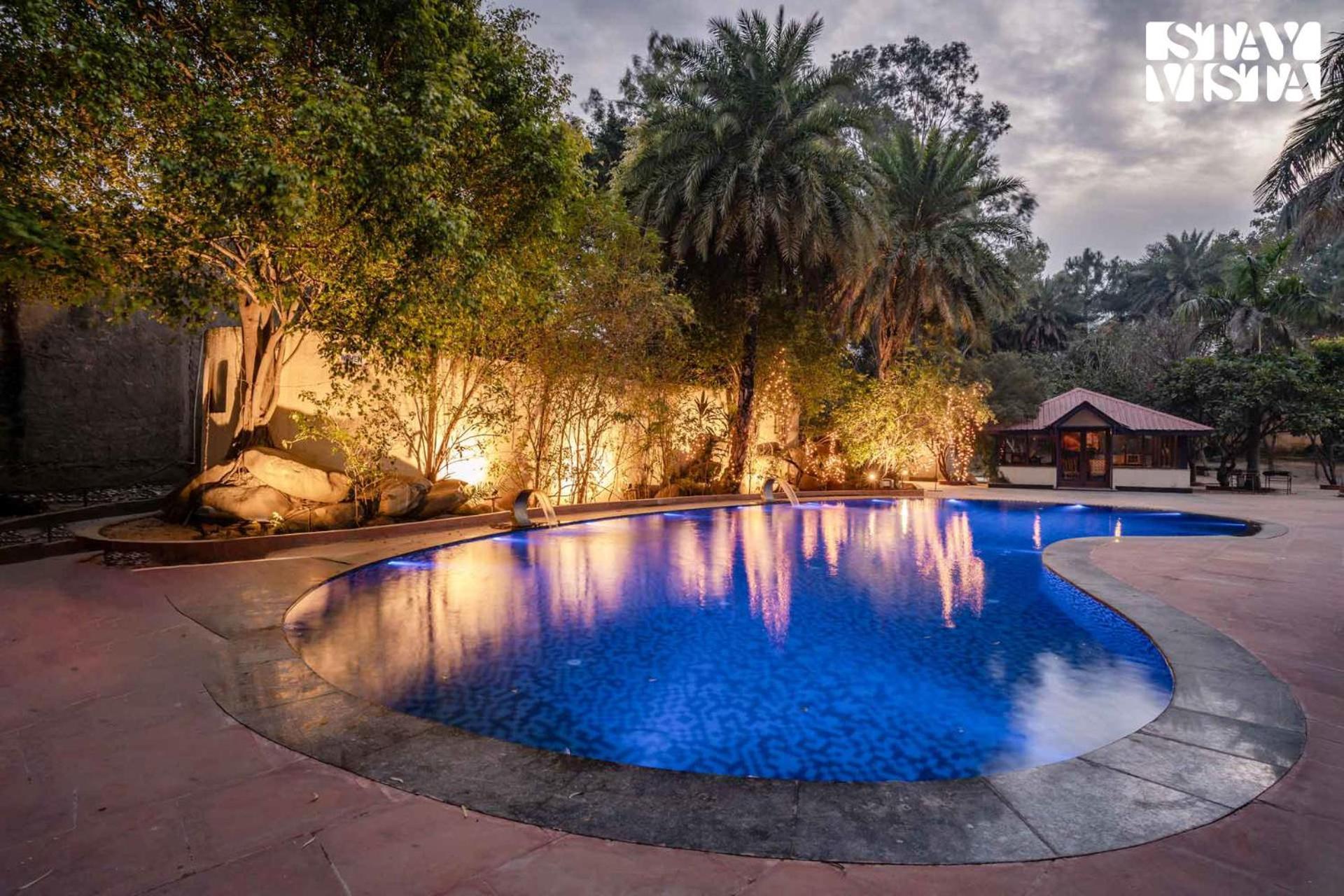 Stayvista At Amour With Lawn Zirakpur Exterior photo